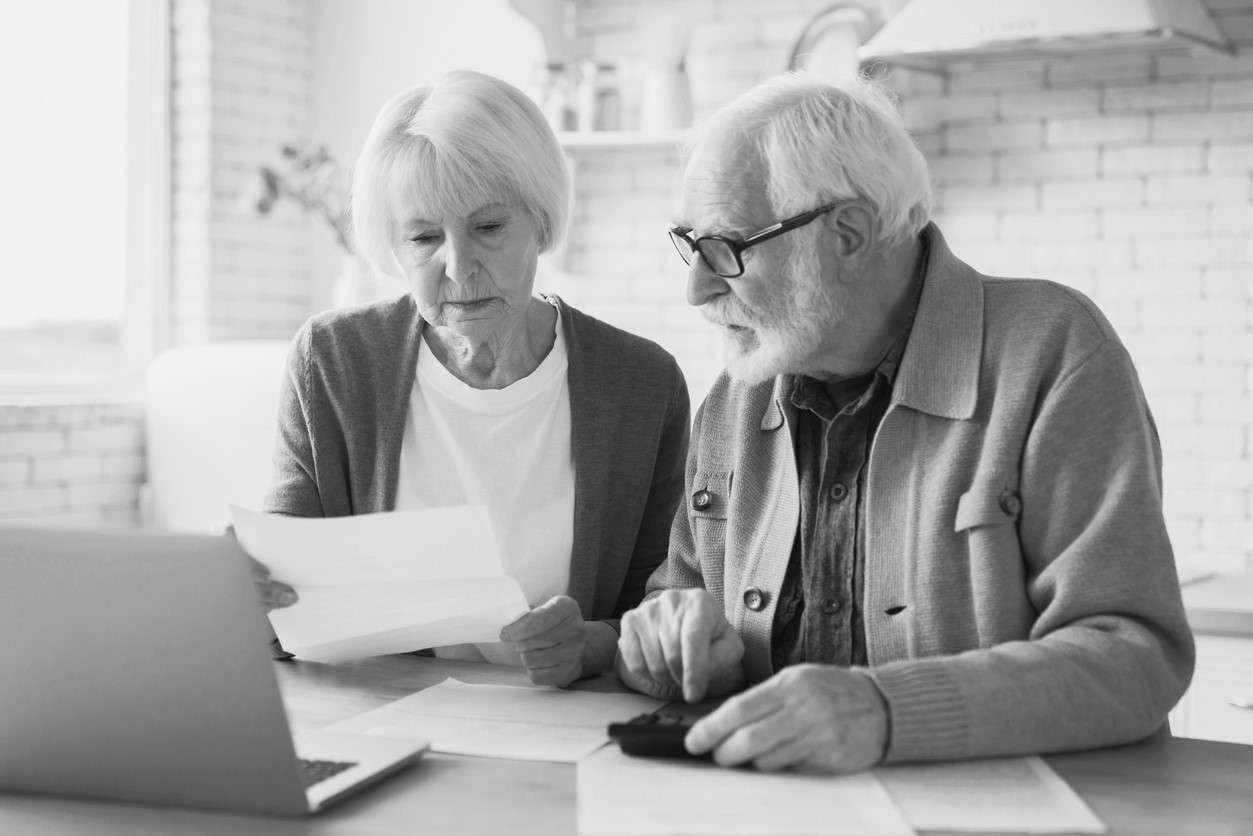 How do rate caps work in fixed indexed annuities 